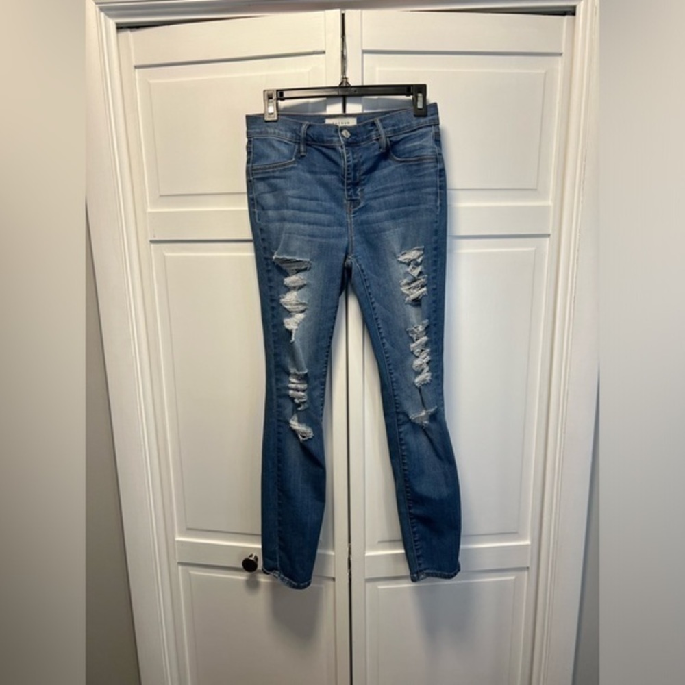 PacSun Distressed Jegging Jeans Size Women’s 28 Color Medium Wash